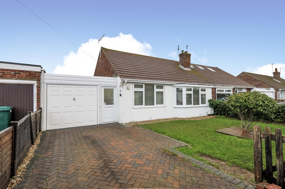 Property for Sale, East Wittering 8 Solent Road Baileys Estate Agent